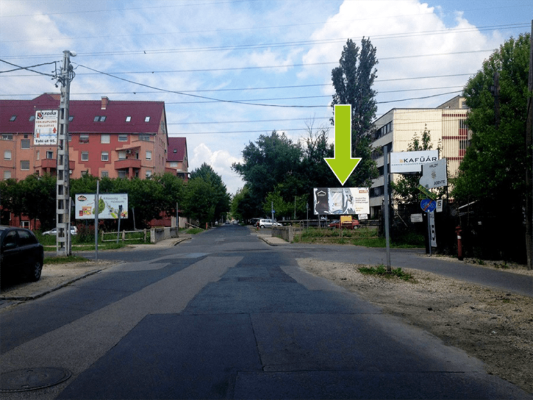 Budapest XIII. kerület – Tatai út – Tahi út, Újpest felé jobb oldalt