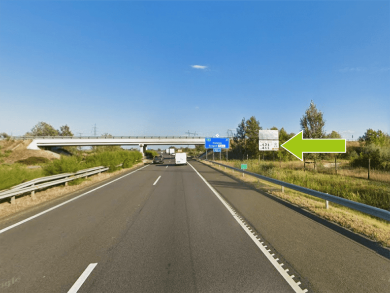 Szeged – M43-as autópálya, 5-ös főút csomópont előtt 400 méterrel