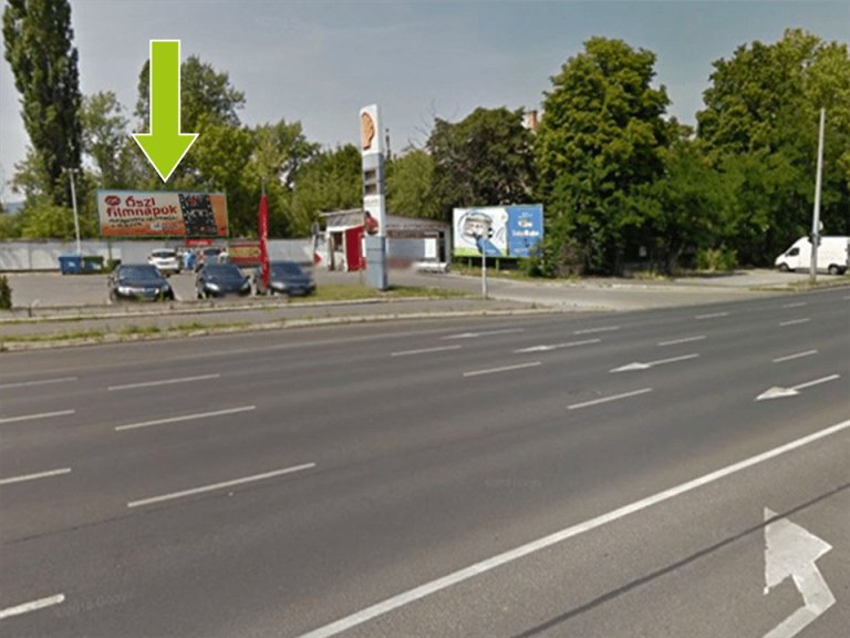 Budapest XIII. kerület – Váci út 196. Shell benzinkúton, centrumból M0/M2 felé (8×3 méter, azaz 24m2!!!)