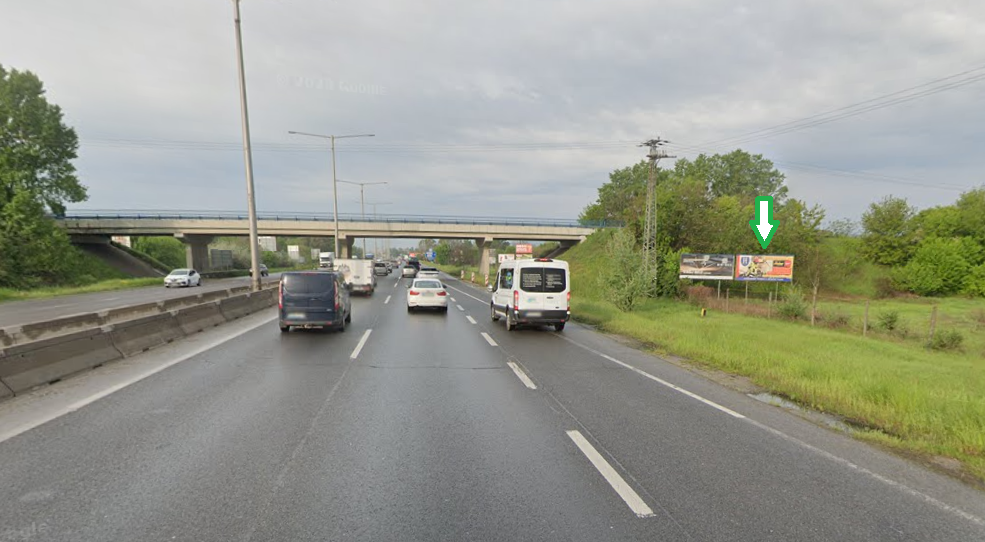 Budapest XV. kerület – M3-as autópálya Centrum felé 11+800 km, Shell benzinkút után, Újpest lehajtó előtt jobb