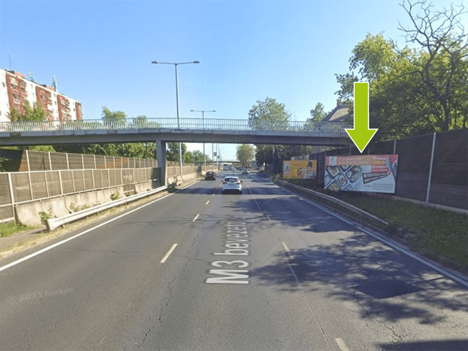 Budapest XV. kerület – M3 kivezető szakasz, Szent Korona útja gyalogos felüljáró előtt, centrum felől