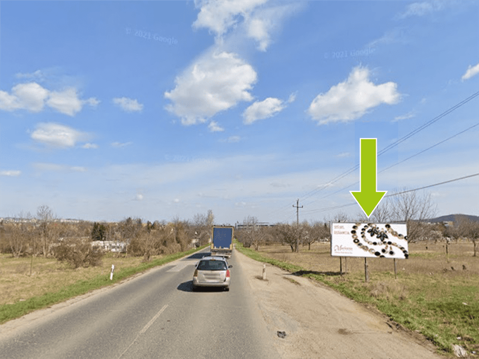 Törökbálint – Raktárvárosi út-Vasút utca, Vörösmarty Mihály előtt 300m M1-M7 felé