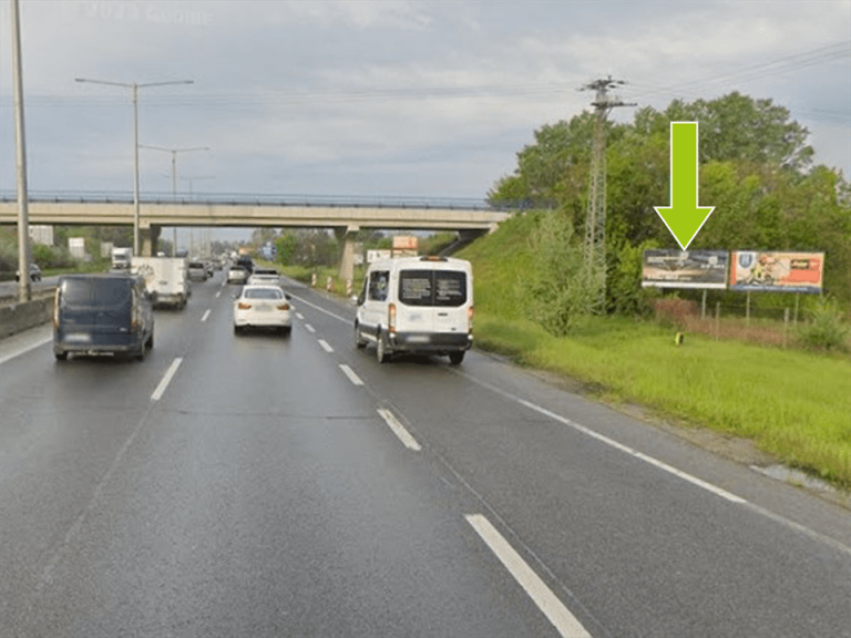 Budapest XV. kerület – M3-as autópálya Centrum felé 11+800 km, Shell benzinkút után, Újpest lehajtó előtt bal