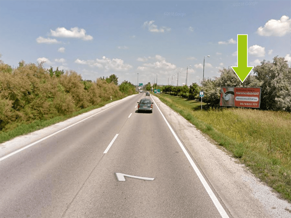 Érd – 7-es főút, TESCO körforgalom előtt, Érd centrum felé, TESCO mellett